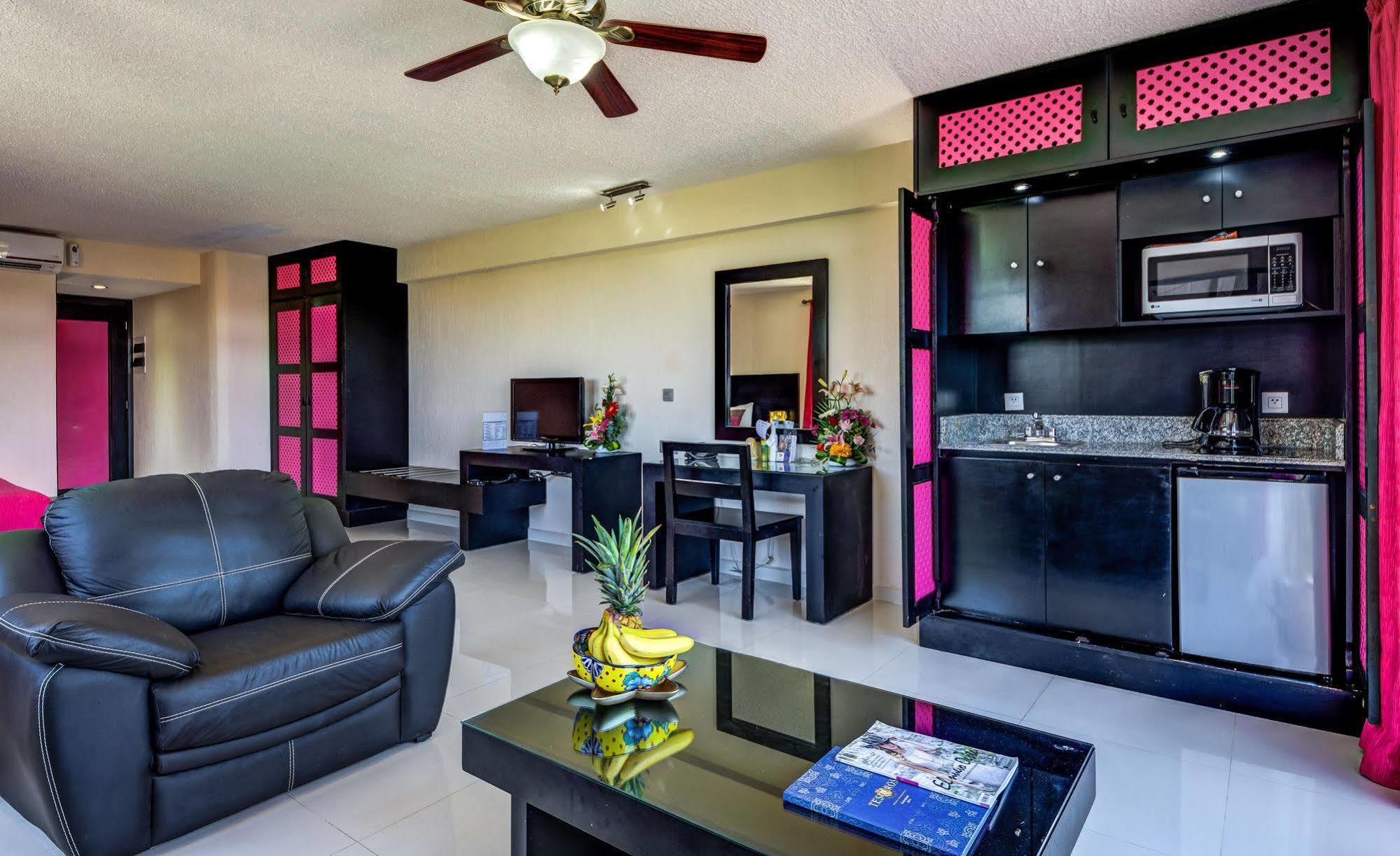 Aparthotel Corazon
