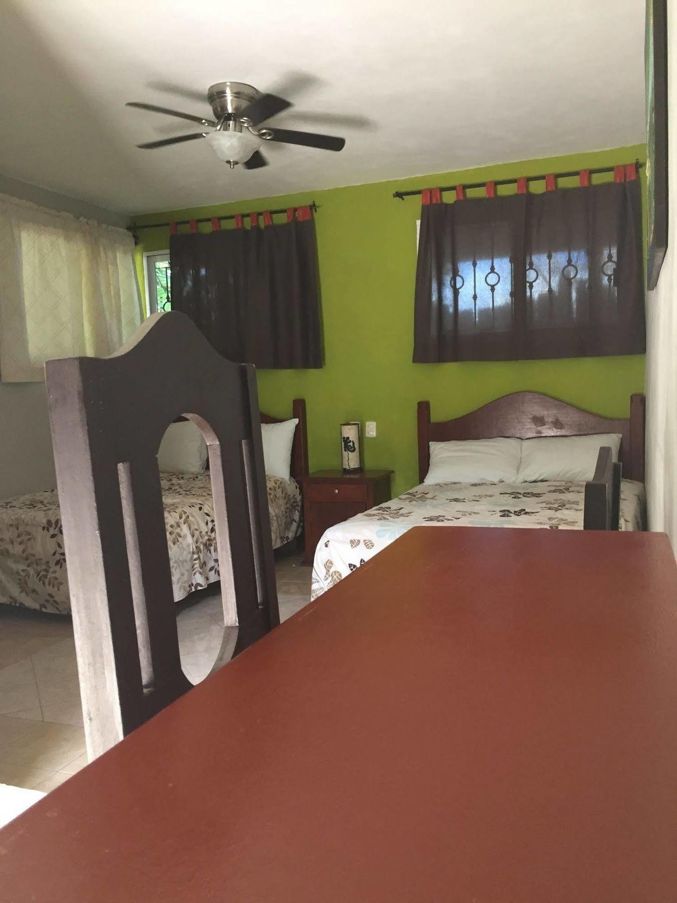 Andrea's Hotel