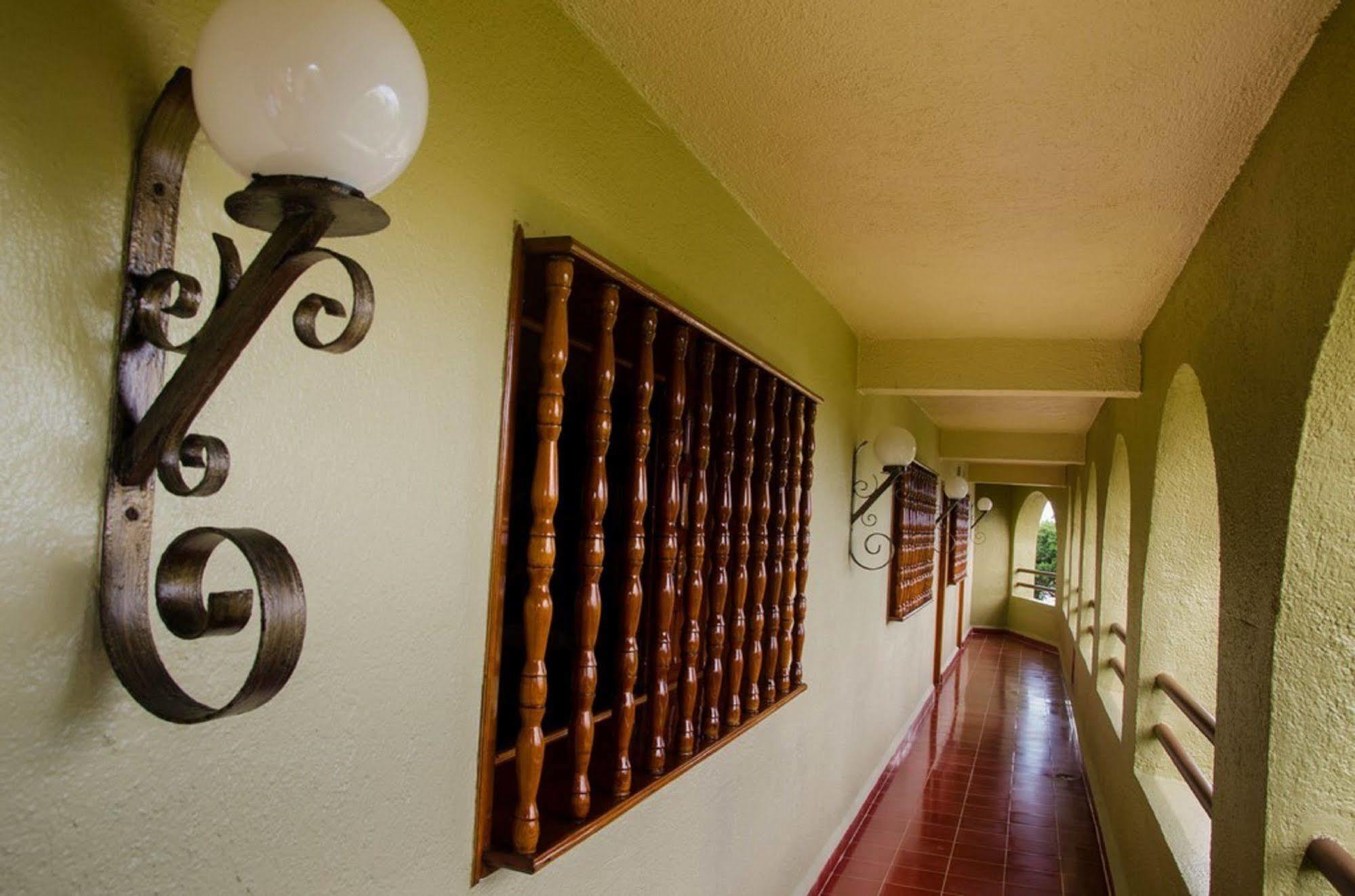 Colonial Hotel Cozumel