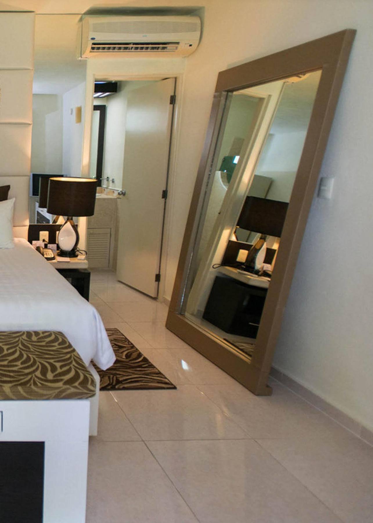 Desire Riviera Maya - Couples Only (adults Only) Resort Puerto Morelos