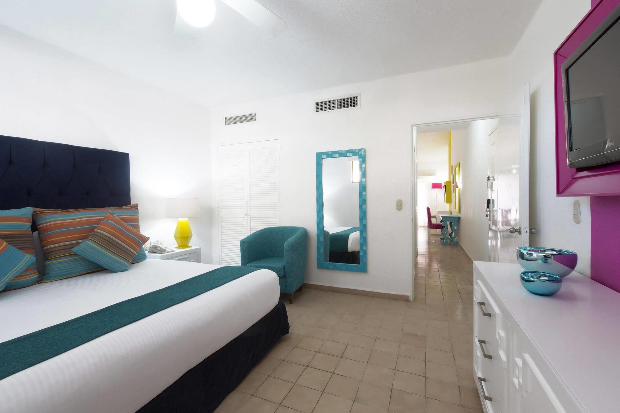 Resort Del Palmar & 4*