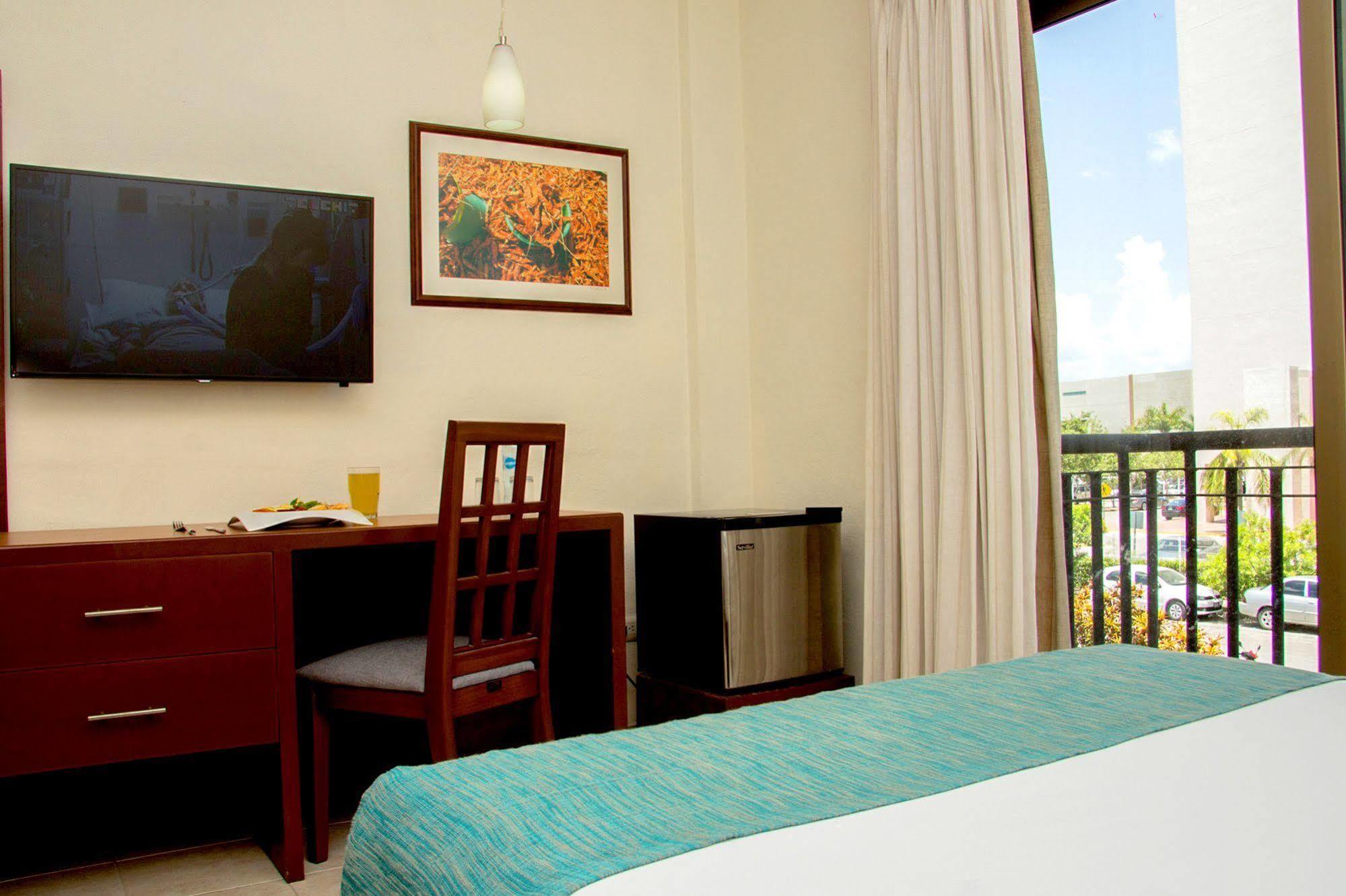 Hotel Meson De La Luna &