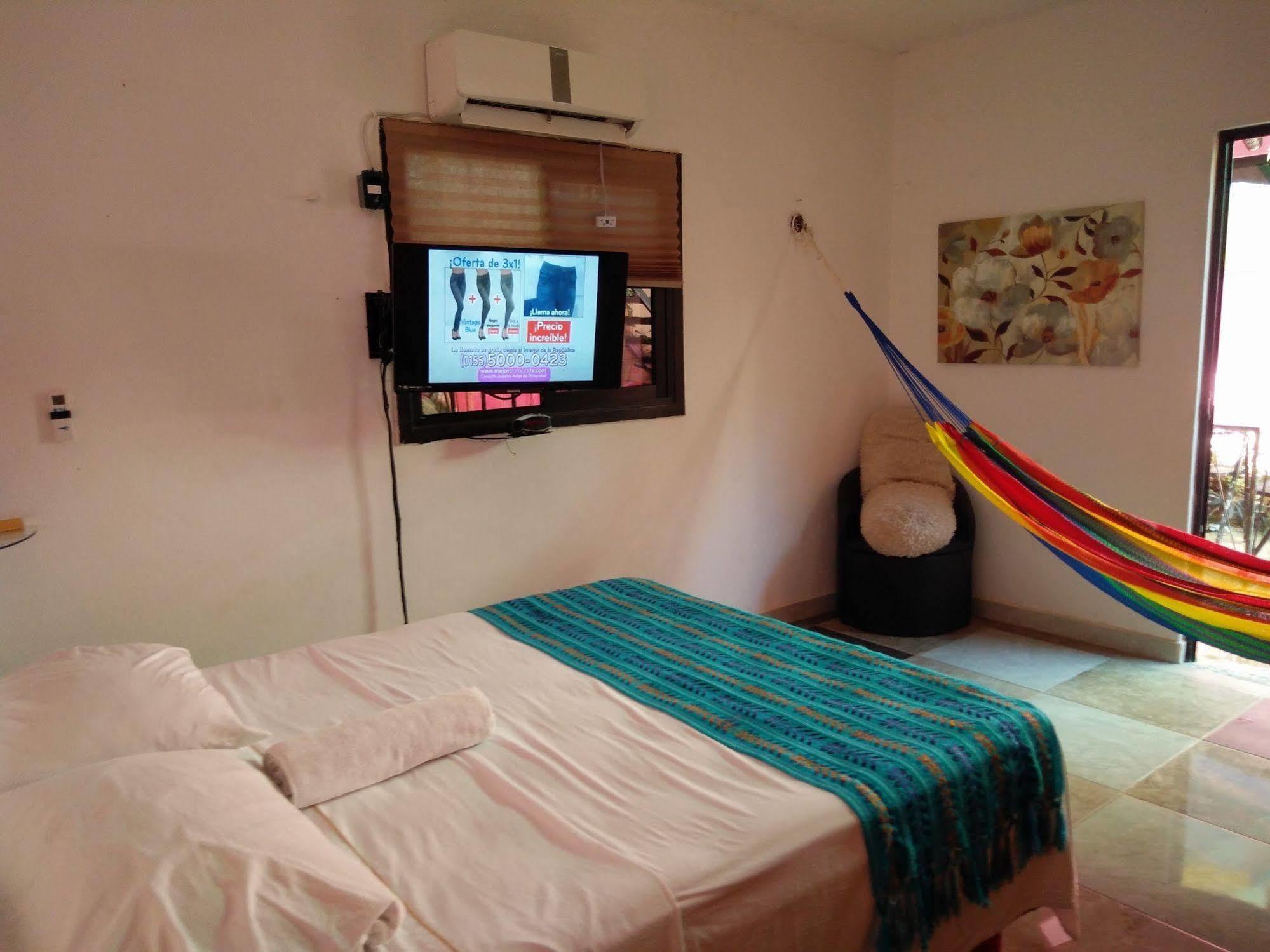 Buenos Dias Guest house 3*