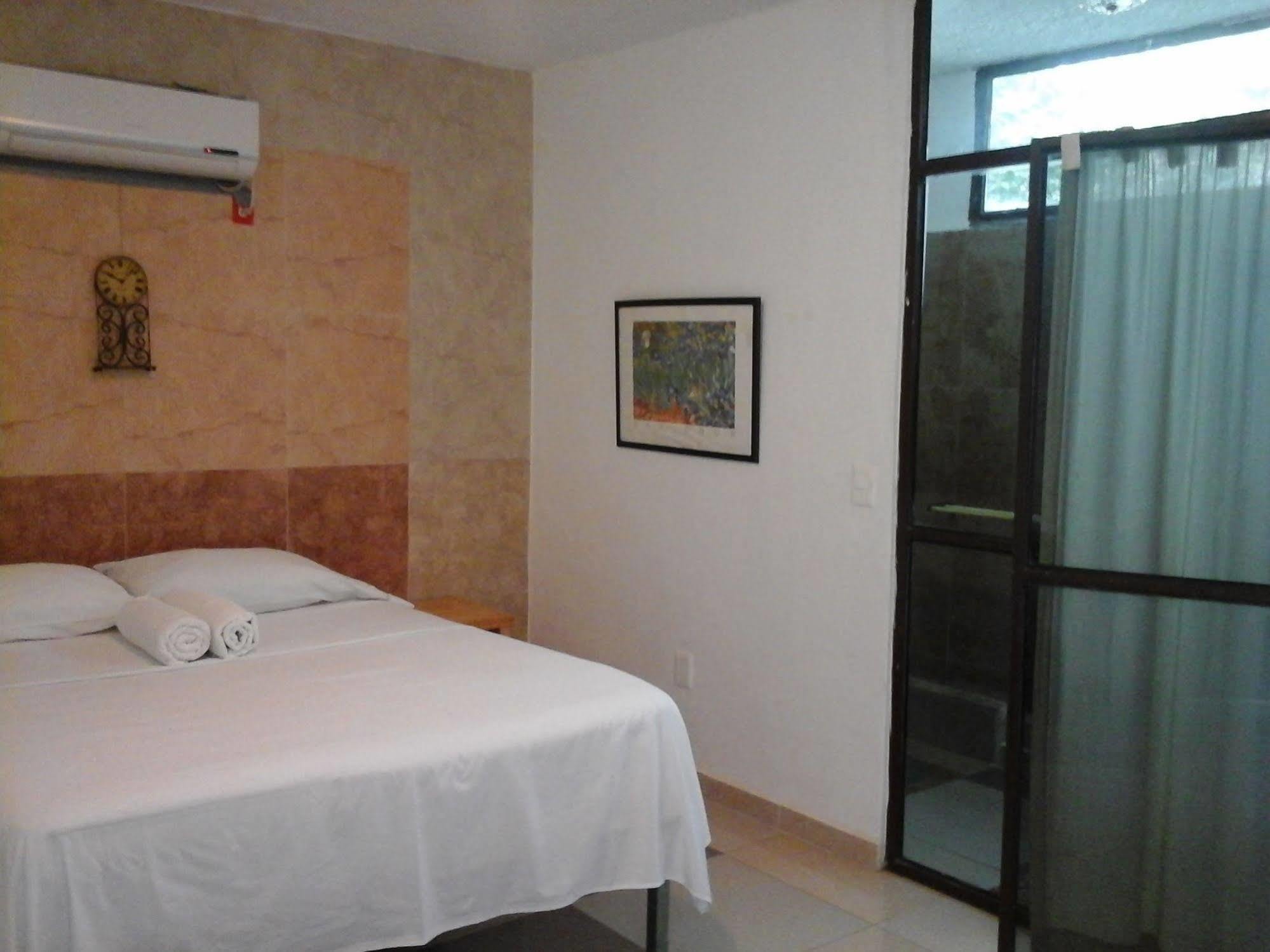 Guest house Buenos Dias 3*