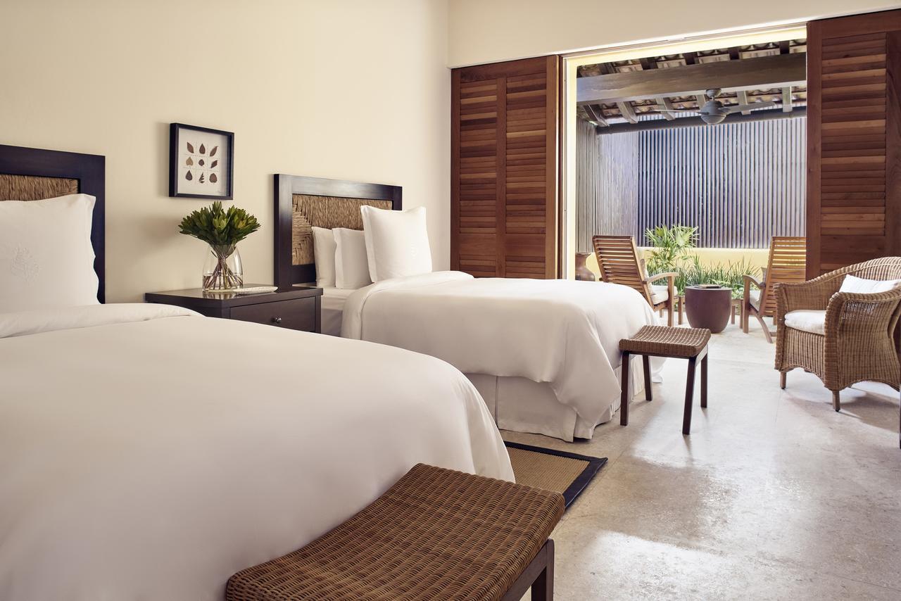 Four Seasons 5*