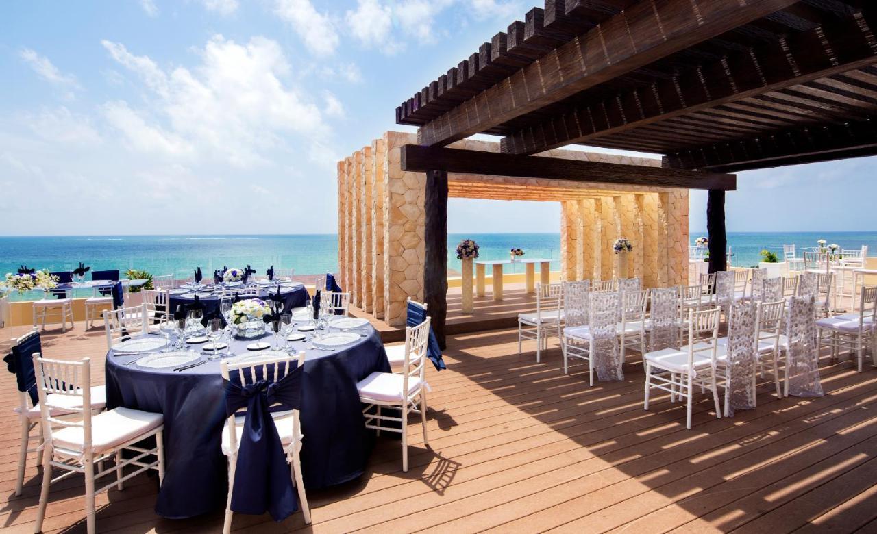 Resort Royalton Riviera Cancun, An Autograph Collection & Casino (adults Only)