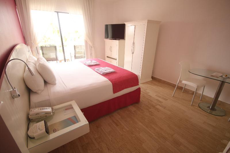 Resort Bel Air Collection And (adults Only) Cancun