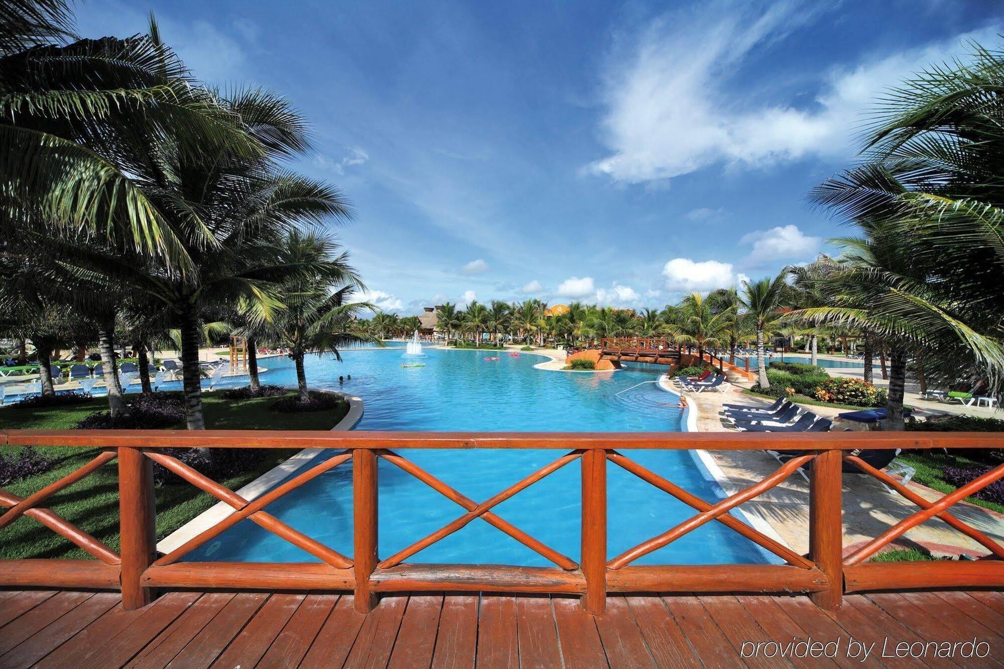 Resort Barcelo Maya Colonial 5*