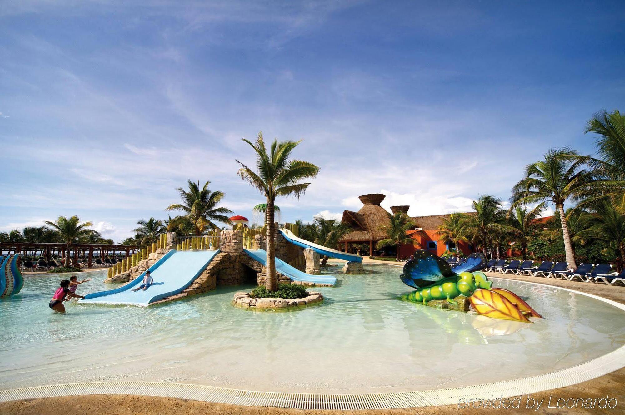 Barcelo Maya Colonial