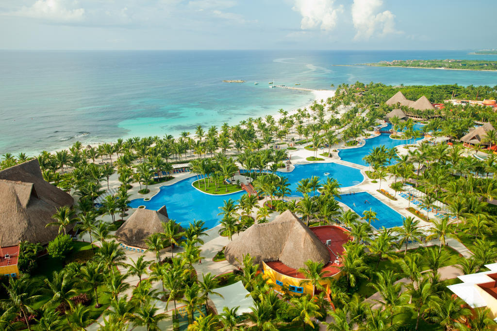 Barcelo Maya Colonial