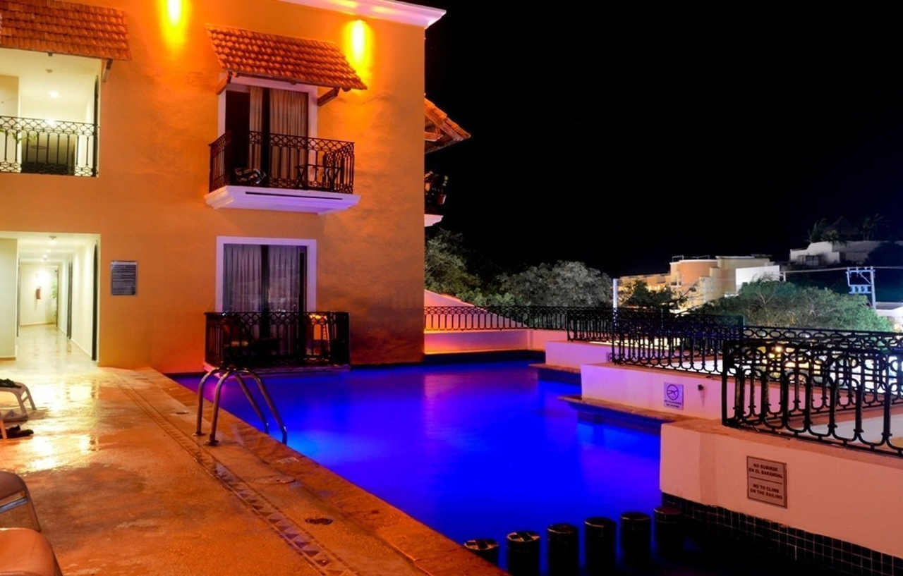 Caribbean Paradise & - 5th Avenue Playa del Carmen