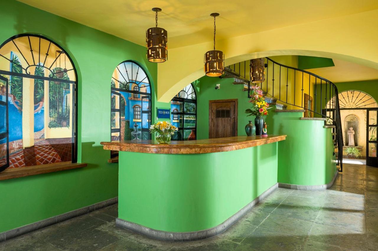 La Del Ensueno Boutique