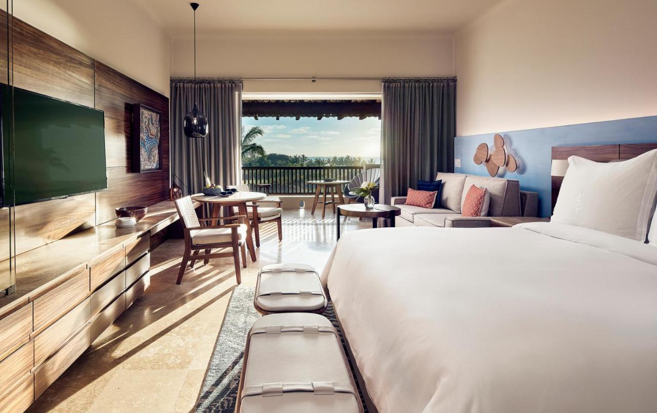 Four Seasons Hotel 5*