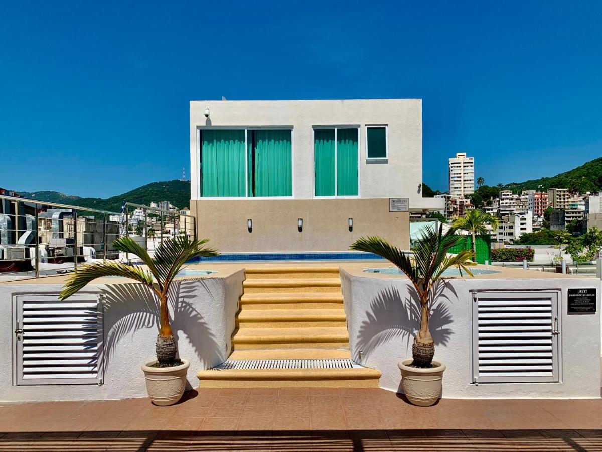 Nilo Acapulco